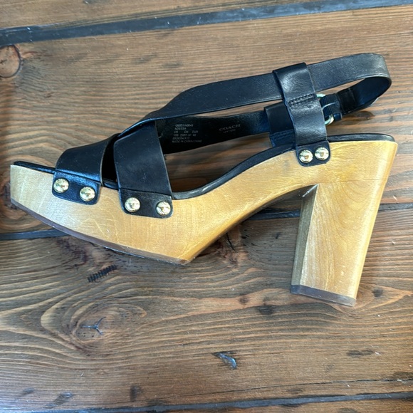 Coach Adessa Heels - Picture 4 of 6